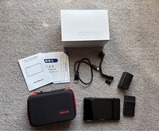 Feelworld LUT6S +バッテリー+キャリングケース 付き