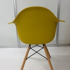 美品、おしゃれな椅子、ダイニングチェアの画像