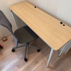 【無料・２６日まで】ベッド、パソコンデスク、カラボ、チェアー、ソファの画像