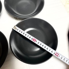 IKEA ダークグレー ストーンウェア小鉢と皿の画像