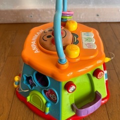 アンパンマンの知育玩具の画像