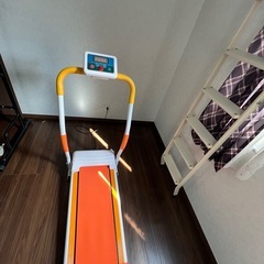 ウォーキング、ランニングマシンの画像