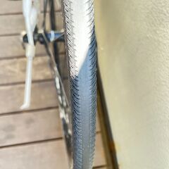 ＧＩＯＳ　MISTRALイタリアンデザインクロスバイク ２４段変速 引取専用の画像