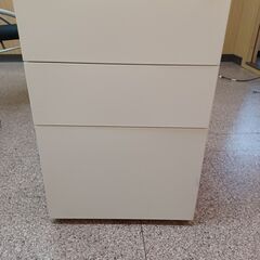 （事前予約）事務所引っ越しの為、オフィス家具、筋トレグッズ、ルームランナー、他いろいろ売っていきます！の画像