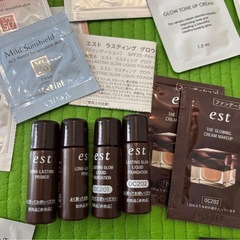 デパコス中心ファンデーション・下地サンプル 77包まとめ売りの画像