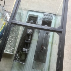 水槽　まとめて10個とライト等の画像