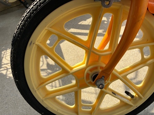 【予約中】子供用16インチ自転車ヘルメット付