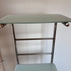 パソコン用ラックの画像