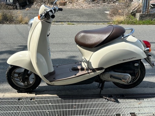 可愛いバイク　ホンダ　クレアスクーピー　4スト　AF55 原付　大阪発