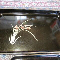 トレイ大小の画像