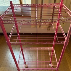 キャスター付きメタルラックの画像