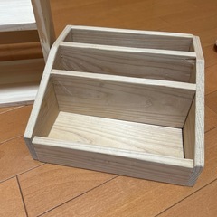 手作り木製ラックの画像