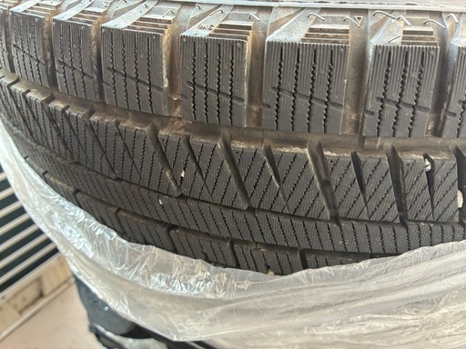 スタットレスタイヤ　ホイール付き　185/60R15