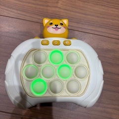 わんちゃん　押して遊ぶ玩具の画像