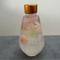 花柄 ハーバリウム 高さ約15cmの画像