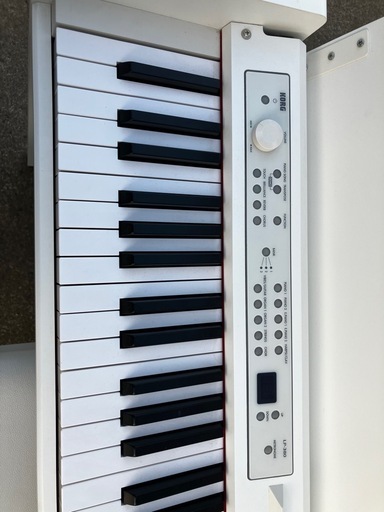 KORG  LP-380 電子ピアノ　2016年