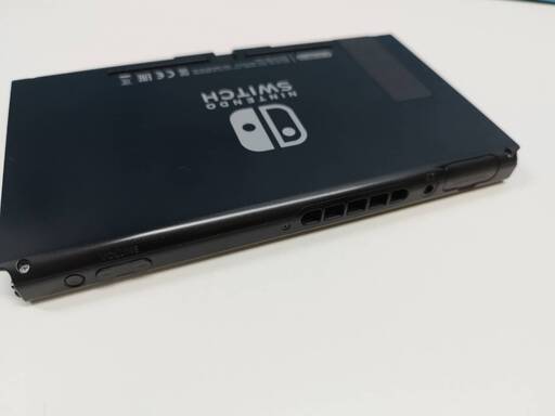 【良品】Nintendo Switch 本体 HAC-001/2018年製 (1)
