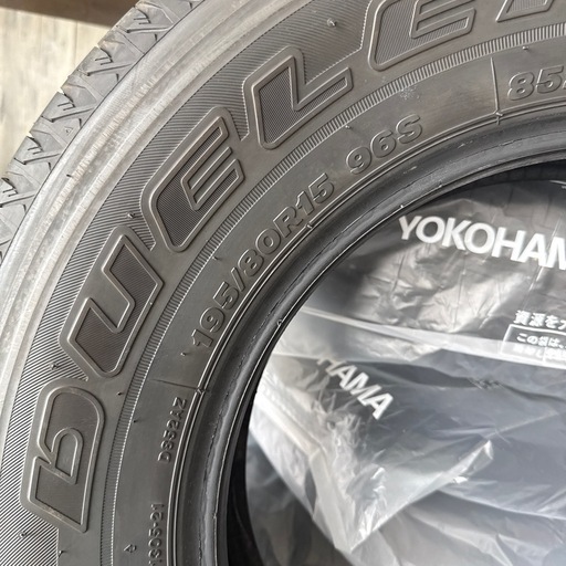 ほぼ新品 DUNLOP タイヤ 2025年  ジムニー