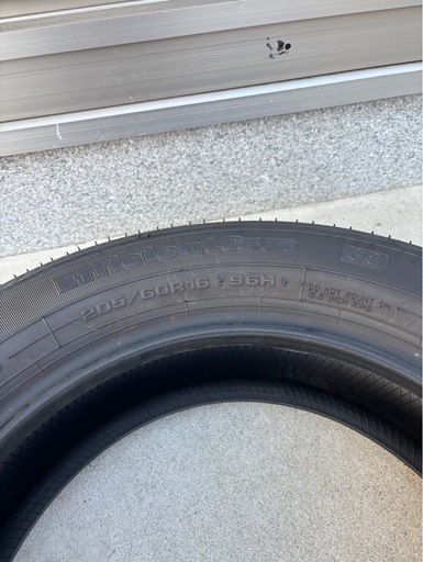 205/60R16 タイヤ 2021年製