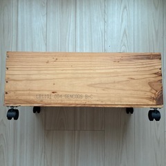 木製　ワインケース　ワインボックス　キャスター　　2011　の画像