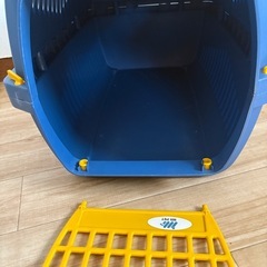 ドッグキャリーの画像