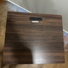 サイドテーブルの画像