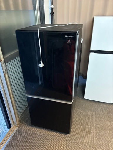 決まりました冷蔵庫137L2020年製SHARP