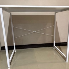 テーブル無料の画像