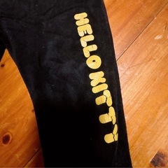 女の子パンツスカートの画像