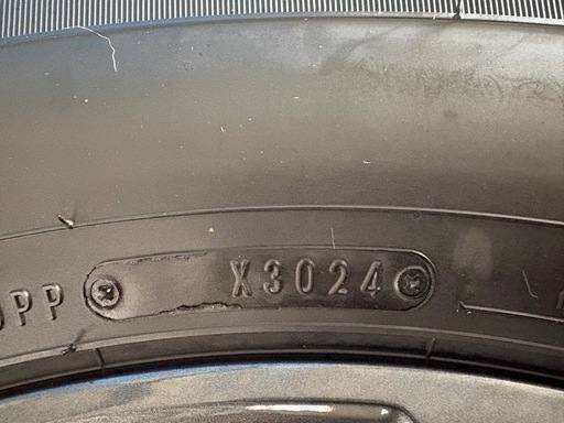 ランクル250VX  純正タイヤ