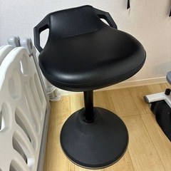 スタンディング　チェア　　　の画像