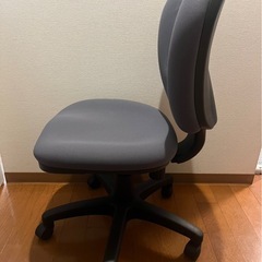 オフィスチェアの画像
