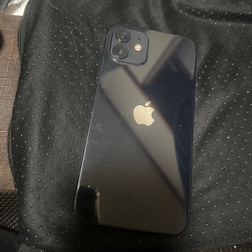iPhone１２
