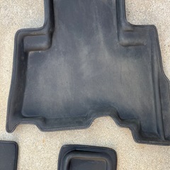 【再投稿】プラド150  7人乗用 Clazzioフロアマットの画像