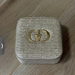 新品DIORジュエリーケースの画像