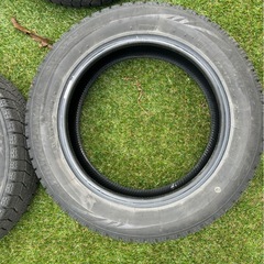 ブリヂストンタイヤ　14インチの画像