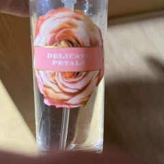 DELICATE  PETALS  　の画像