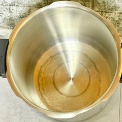 ワンダーシェフ「ミドルサイズ3」業務用中型圧力鍋の画像