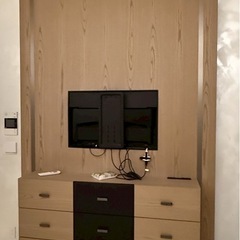 茶色キャビネット、テレビボードの画像