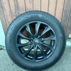 ブリヂストンスタッドレスタイヤ　17インチの画像