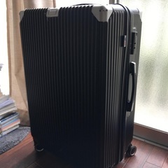 スーツケースの画像