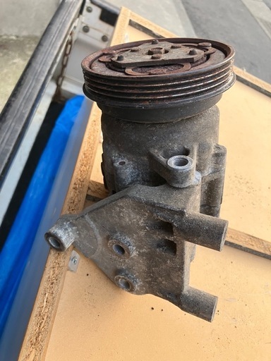 サンバー　コンプレッサー　中古