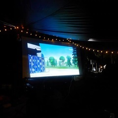 100インチ プロジェクタースクリーン 600円 室内外OK 洗濯可能の画像