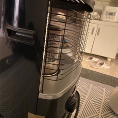 【3/30夜まで】石油ストーブ・給油ポンプ・ポリタンク 3点セット
の画像