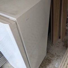 ✨激安価格✨早期持帰13000円 冷凍庫 121L サブ冷凍庫などに  の画像