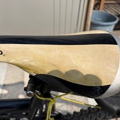 Jeep マウンテンバイク 黒/黄の画像