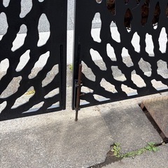 門扉  両開き  門柱タイプ  玄関  波状デザイン  扉 の画像