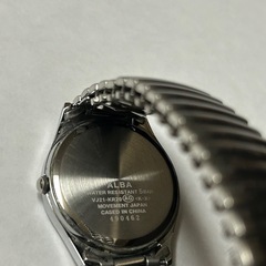 セイコー ALBA　VJ21-KR20 ラウンド QZ ホワイト文字盤 レディース腕時計 の画像
