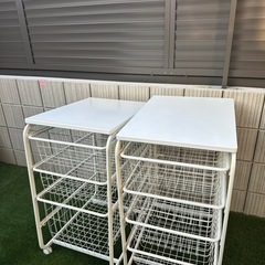 ikeaワゴンの画像