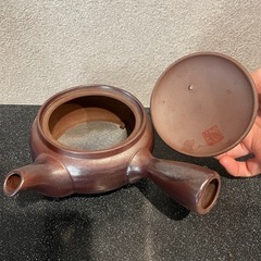 処分セール中！4月末まで　箔入り急須　の画像